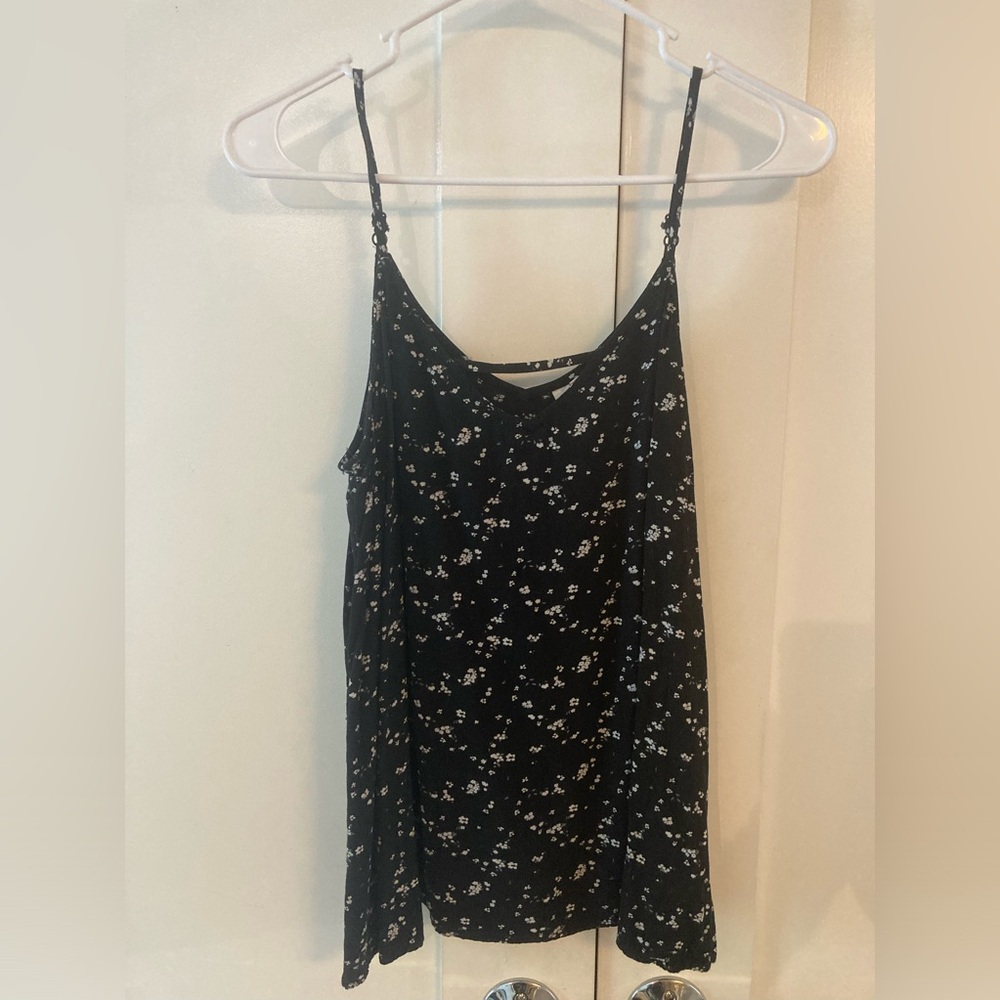 SO Size: Small Black Floral Tank Top